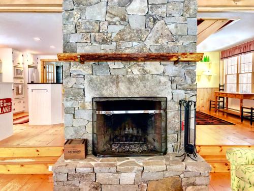 Létesítmények, FL Quintessential LAKE HOUSE close to Bretton Woods Santas Village and Forest Lake State Park in Whitefield