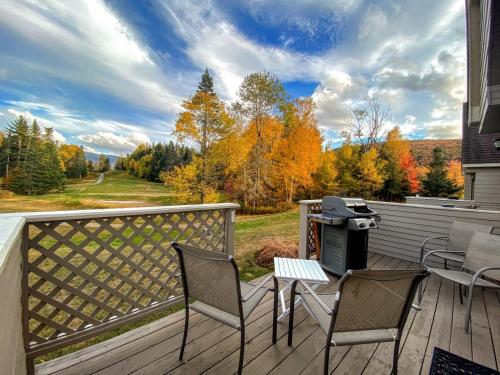G3 Classy Bretton townhome with AC fast wifi great mountain views right on the golf course - image 3