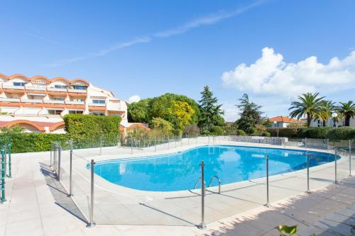 Apartment with one bedroom in Antibes with wonderful sea view shared pool furnished terrace 300 m from the beach Antibes