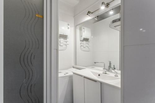Bathroom, Appartement charmant a Antibes, 33 m², piscine partagee in La Fontonne