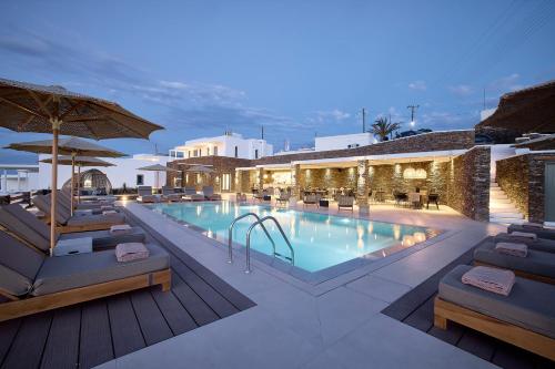 Nival Boutique Hotel - image 14
