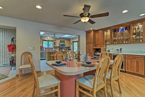 Grand Lakefront Home with Dock in The Hideout! - image 7