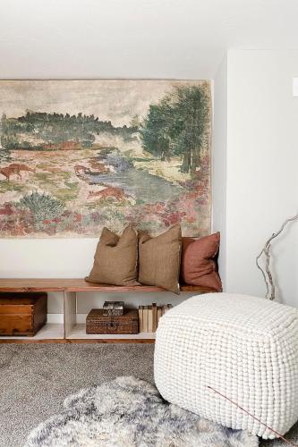 Luxe Glacier Getaway Walk to Dtwn Kalispell! - image 8