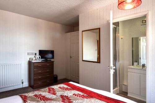 Superior Double Room image 10