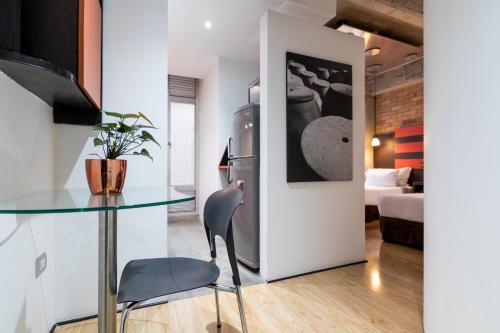 Double or Twin Room image 5