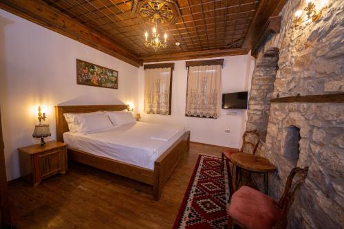 Berati Castle Hotel - image 8