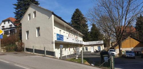 Apartmenthaus beim LKH Graz I Free Parking I Self Check-in in Ries