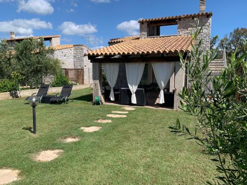 Villa Del Moro, Calasinzias - FREE WIFI - 300mt from the beach ! in Costa Rei