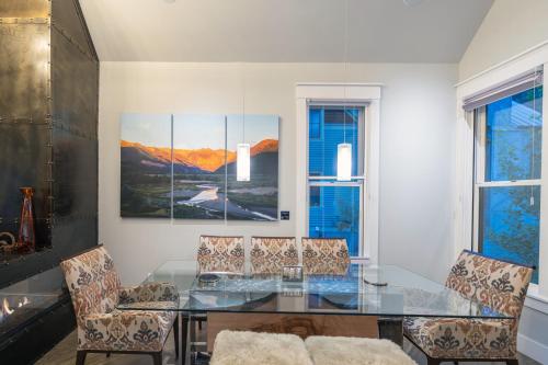 Colorado Ave - 470 West - image 3