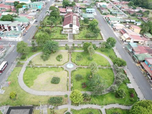 La Fortuna Lodge by Treebu Hotels