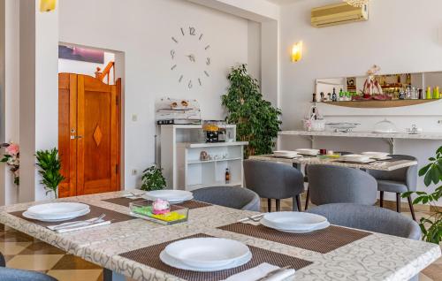 Villa San Rocco Bed & Breakfast - image 9