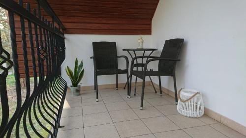 Double Room with Balcony image 3