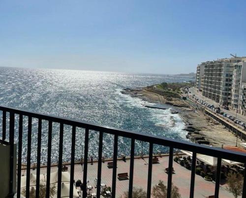 Roma Hotel - image 6