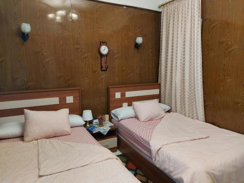 By the Nile - Room in Shared Apartment in the center of Cairo near Ben Ezra Zsinagóga