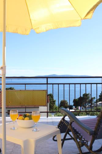 Apartment with Terrace image 1