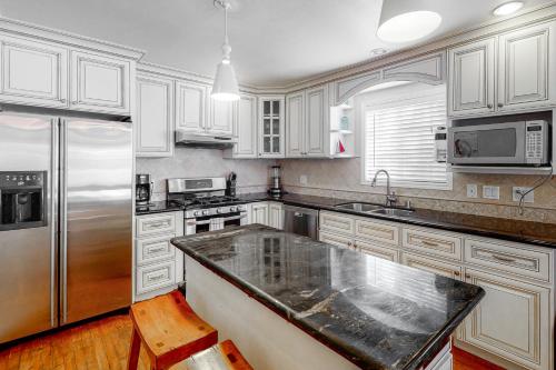 402 S Myers St - image 4