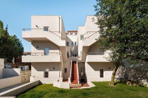 Bombarda Homes 1