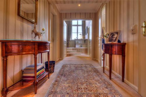 Schlosshotel Hugenpoet - main image