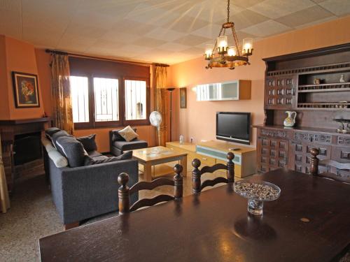  Cozy Holiday Home in Empuriabrava with Private Garden in 17487 Empuriabrava