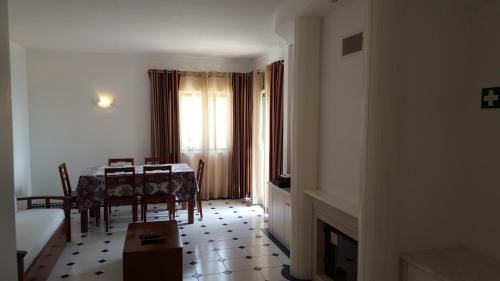 Clube Meia Praia - image 3