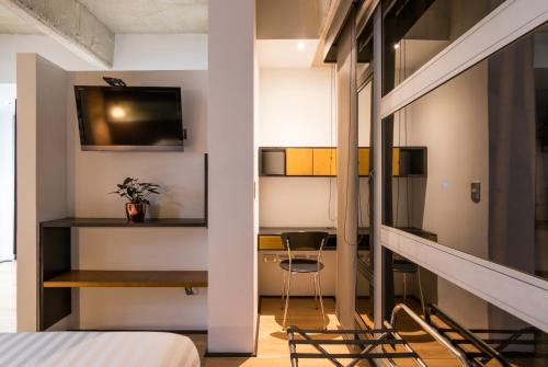 Standard Apartment image 9