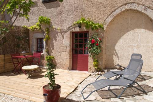 Maison Lapopie chambres et gîte (Maison Lapopie chambres et gite) in Saint-Gery