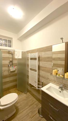 Apartment with 2 bedrooms in Provincia di Catania with wonderful mountain view enclosed garden and WiFi 20 km from the beach - image 14
