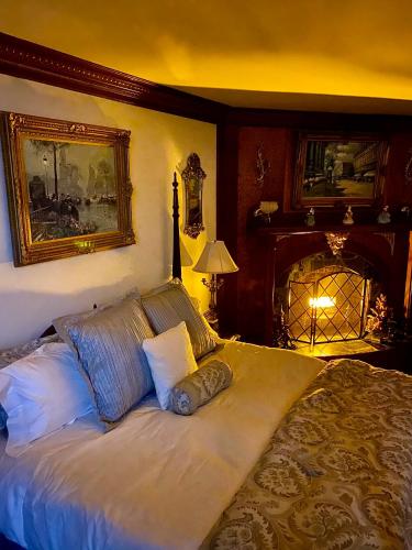 Hogan House Bed and Breakfast at Rose Hill - image 8