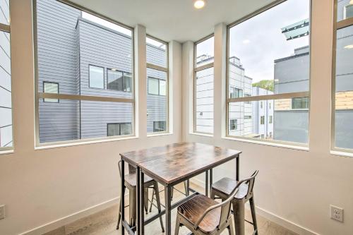 Chic Townhome 2 Miles to Pike Place Market! - image 5