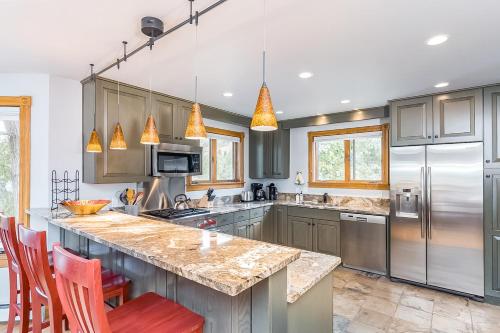 The Tomboy Townhome photo 3