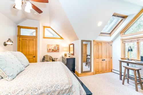 The Tomboy Townhome - image 3