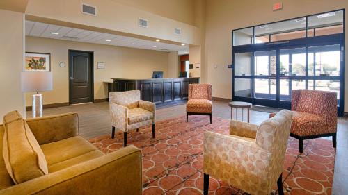 Best Western Plus Desert Poppy Inn