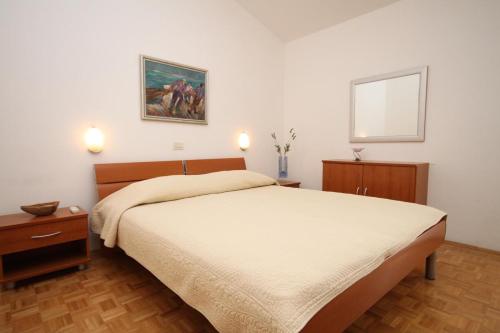 Apartments with a parking space Makarska - 6667 - image 5