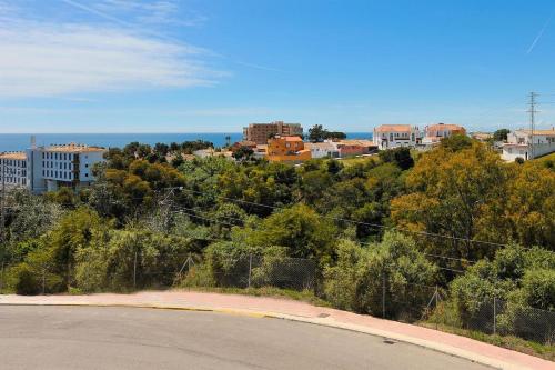 Stylish 2BR Club Caronte, Mijas Costa