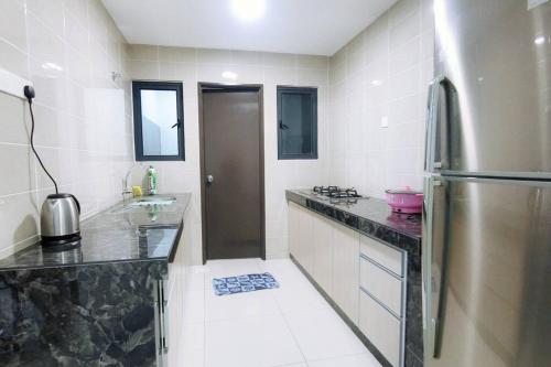Landmark Residence Lucky Home 6pax Balcony Parking