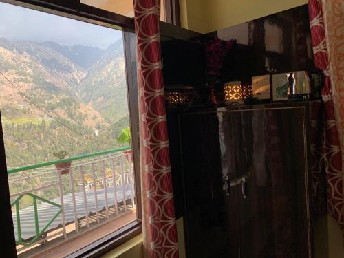 Naddi homestay and retro cafe