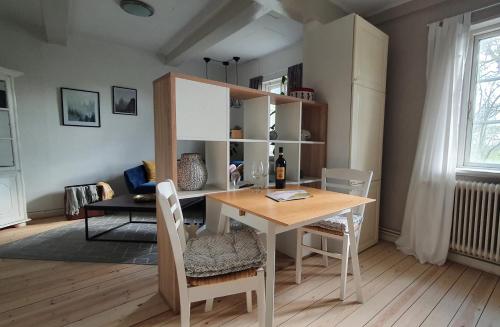 Cocina, Alter Priesterhof - Idyllische Ferienhausvermietung in Naestved