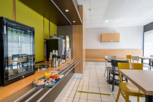 Comida y bebida, B&B HOTEL Auray Carnac in Auray