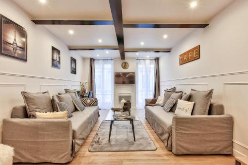 14 Luxury Flat Eiffel Design 1 - image 9