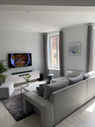 MAGNIFIQUE APPARTEMENT DE STANDING PLEIN CENTRE