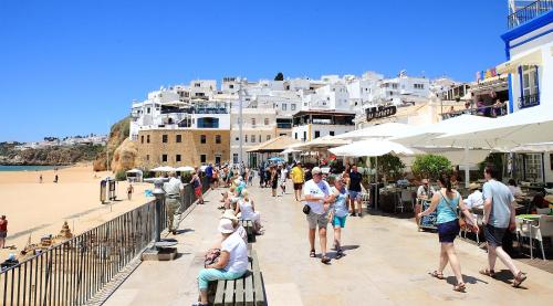 Luna Hotel da Oura - image 4