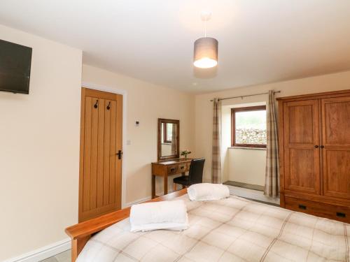 The Haybarn - image 12