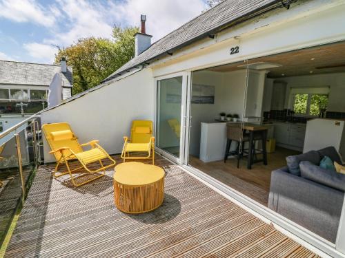 22 Glyn Y Mor in Llanbedrog