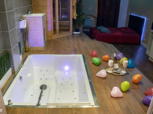 Chambre avec spa by jordans collection - 화장실