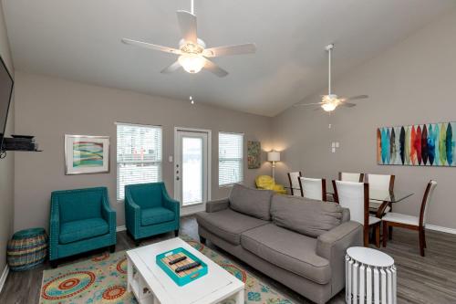 Nemo Cay Resort D146K Poolside by Padre Escapes - image 6