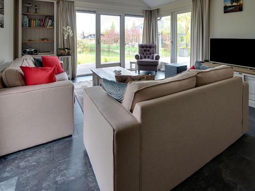 Lovely Holiday Home in Kattendijke with Garden - image 7
