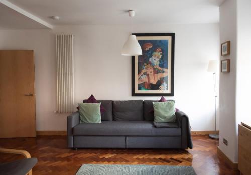 The David Hume Residence - image 9