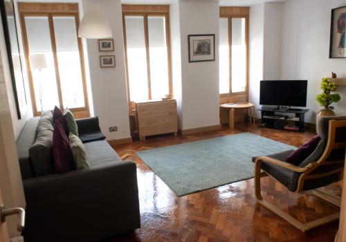 The David Hume Residence - image 8