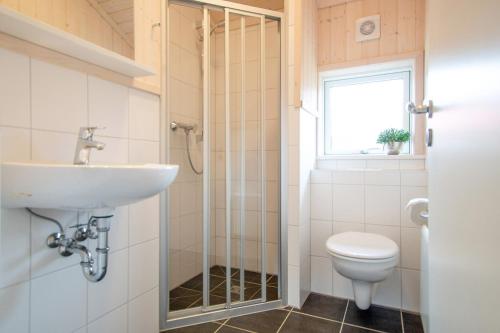 Resort 2 Beach House B 92