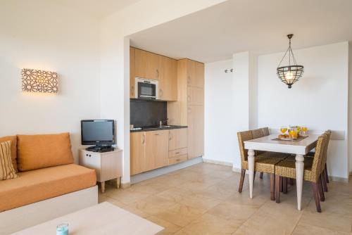 Pierre & Vacances Village Terrazas Costa del Sol - image 3